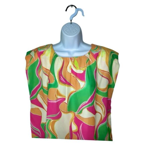 Flying Tomato Womens M Send A Postcard Woven Top
NWOT - Picture 3 of 10